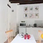 Marais Rosiers Loft - Menage Pro, Climatisation, Wifi