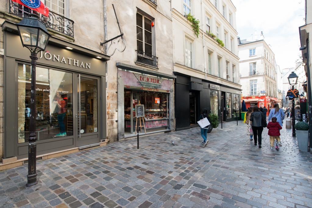 Marais Rosiers Loft - Menage Pro, Climatisation, Wifi Appartement Parijs